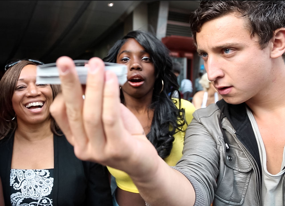 2016- Julius performs outside the Chinese Theatre, Hollywood